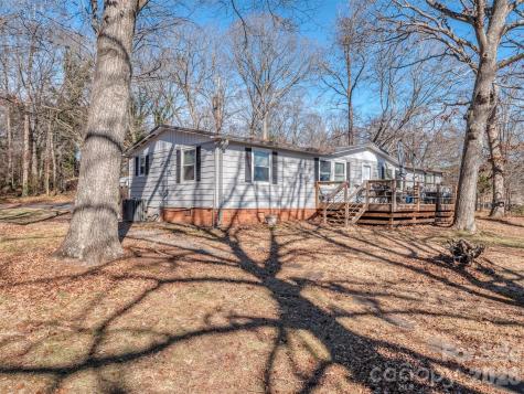 4677 Stratford Lane Denver NC 28037