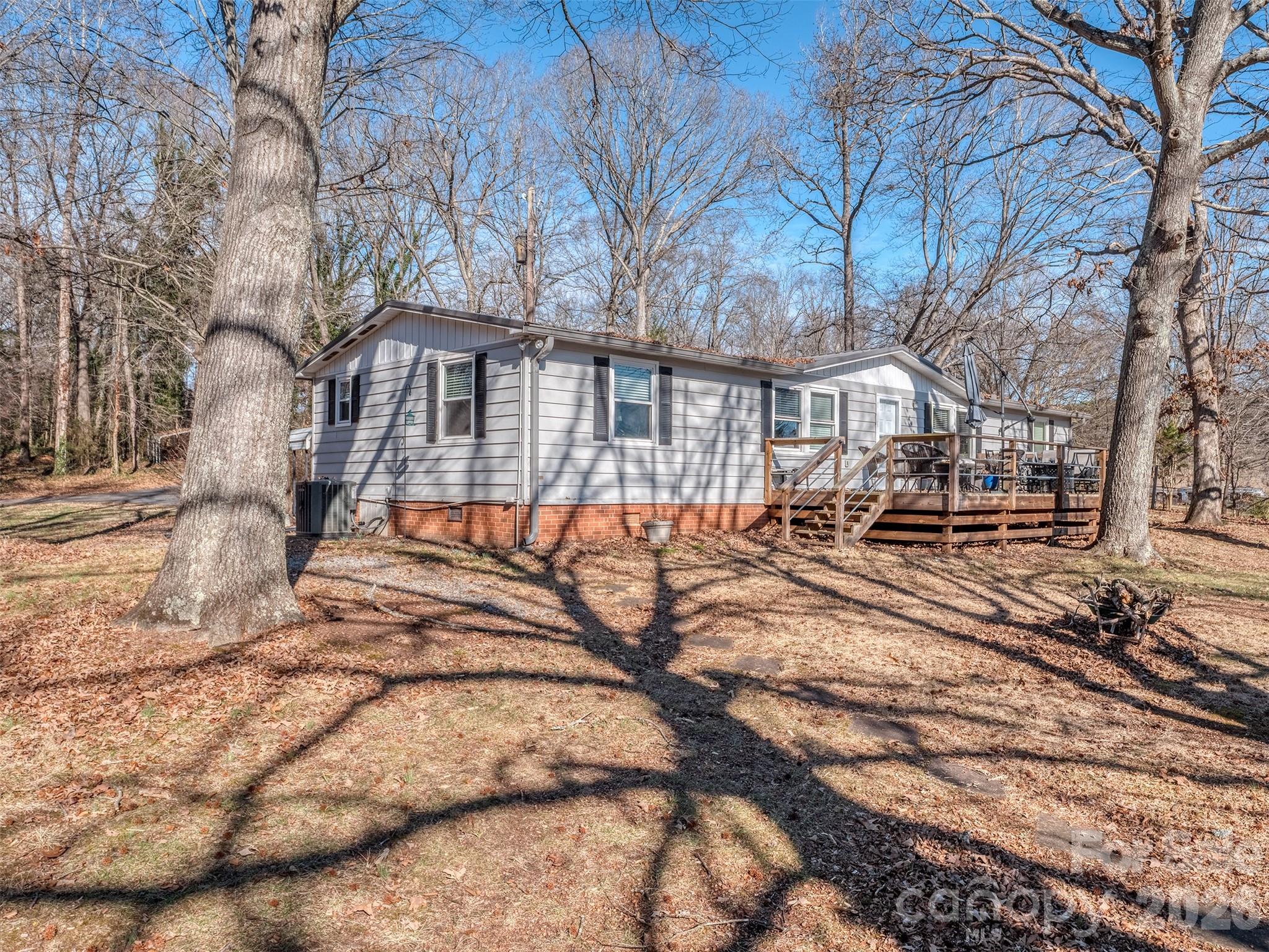 4677 Stratford Lane Denver NC 28037