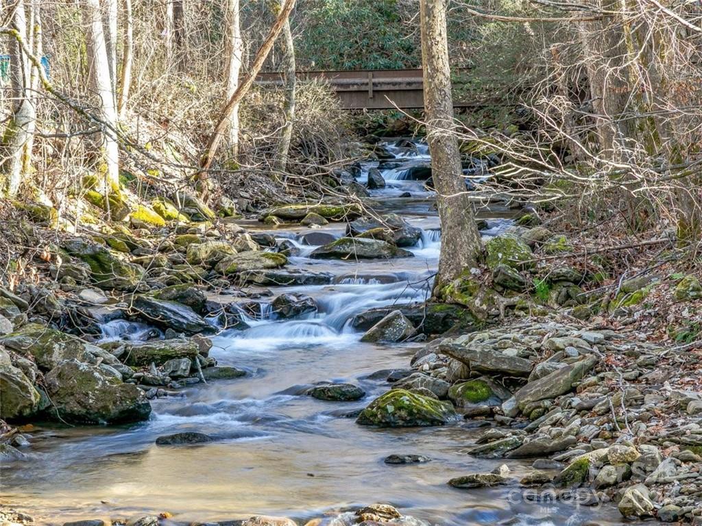 190 Blackberry Inn Road Weaverville NC 28787