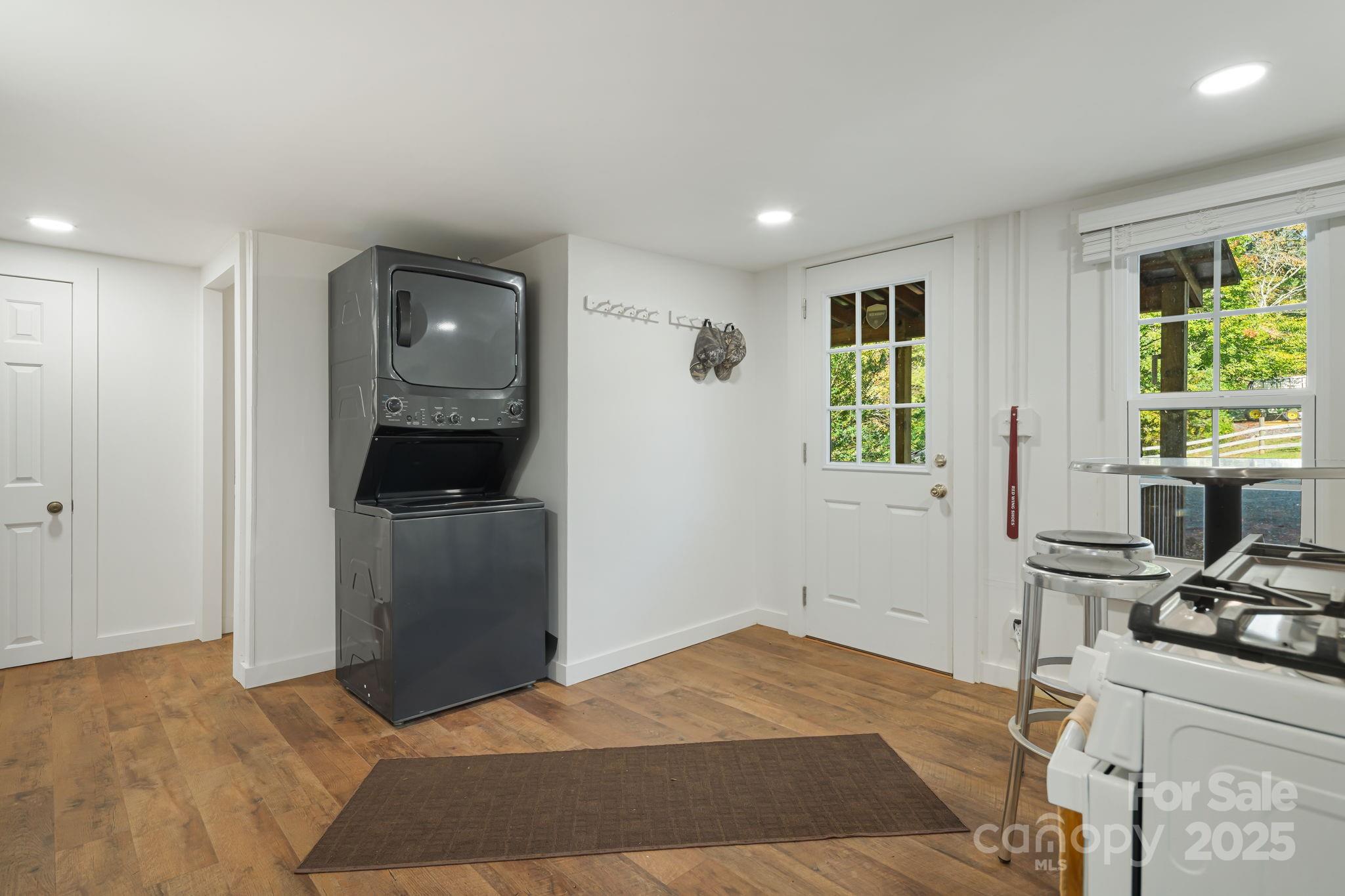 456 Maney Branch Road Burnsville NC 28714