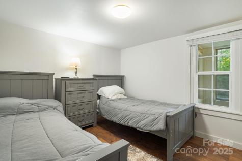 456 Maney Branch Road Burnsville NC 28714