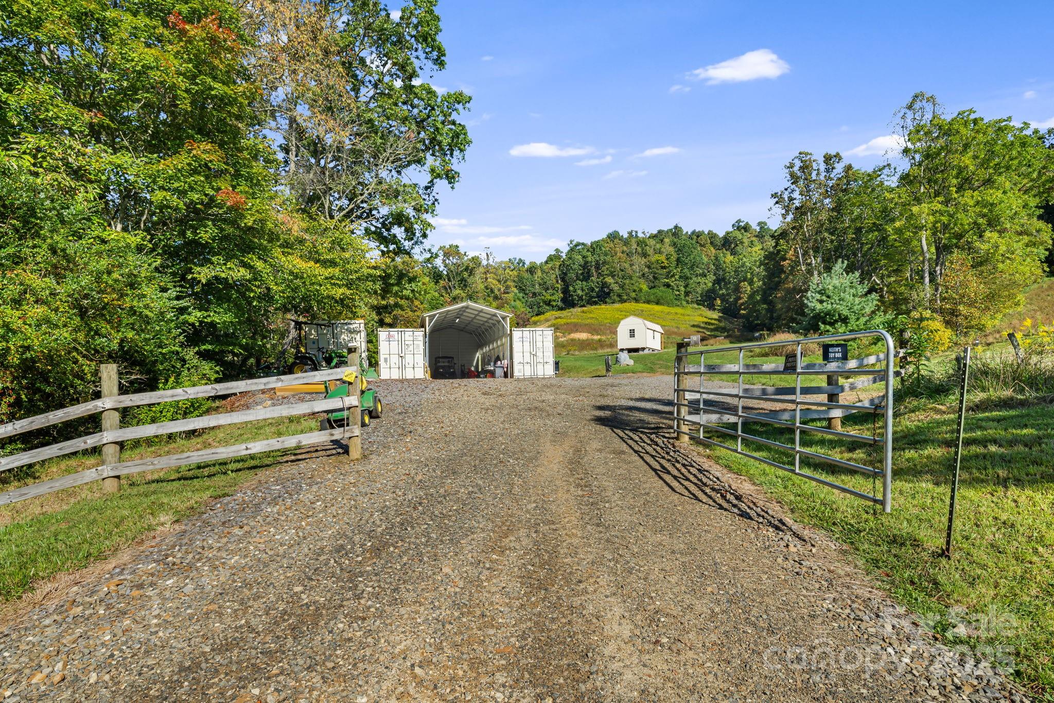 456 Maney Branch Road Burnsville NC 28714