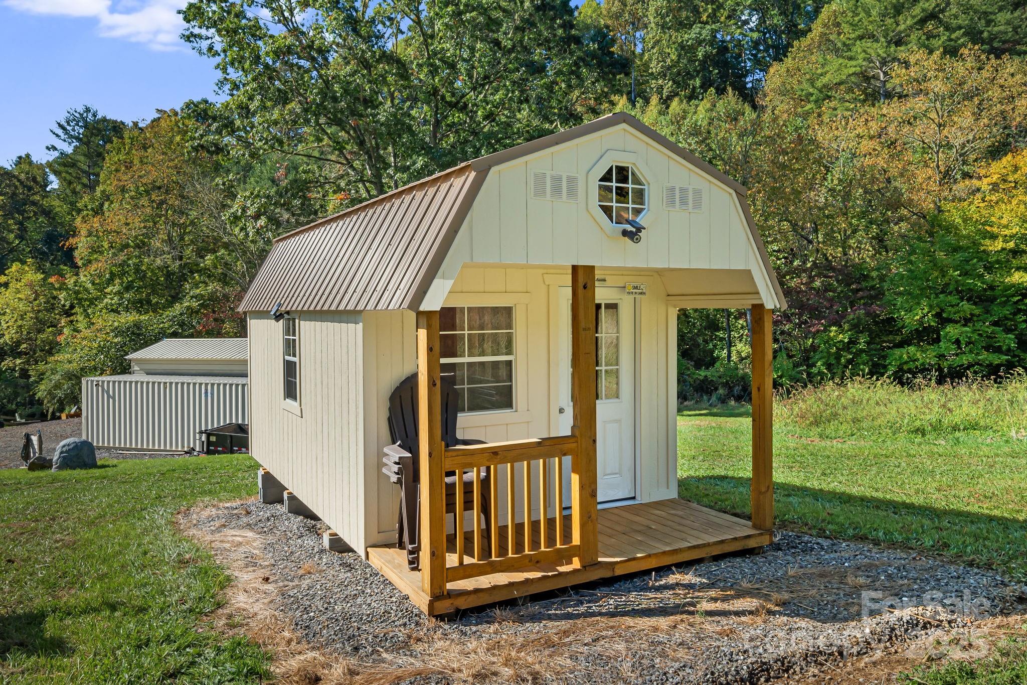 456 Maney Branch Road Burnsville NC 28714