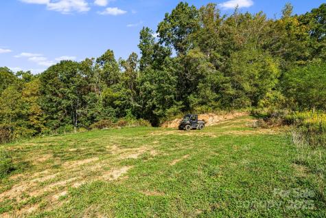 456 Maney Branch Road Burnsville NC 28714