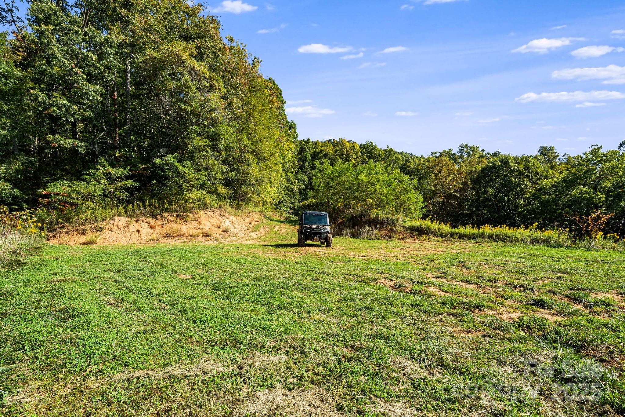 456 Maney Branch Road Burnsville NC 28714