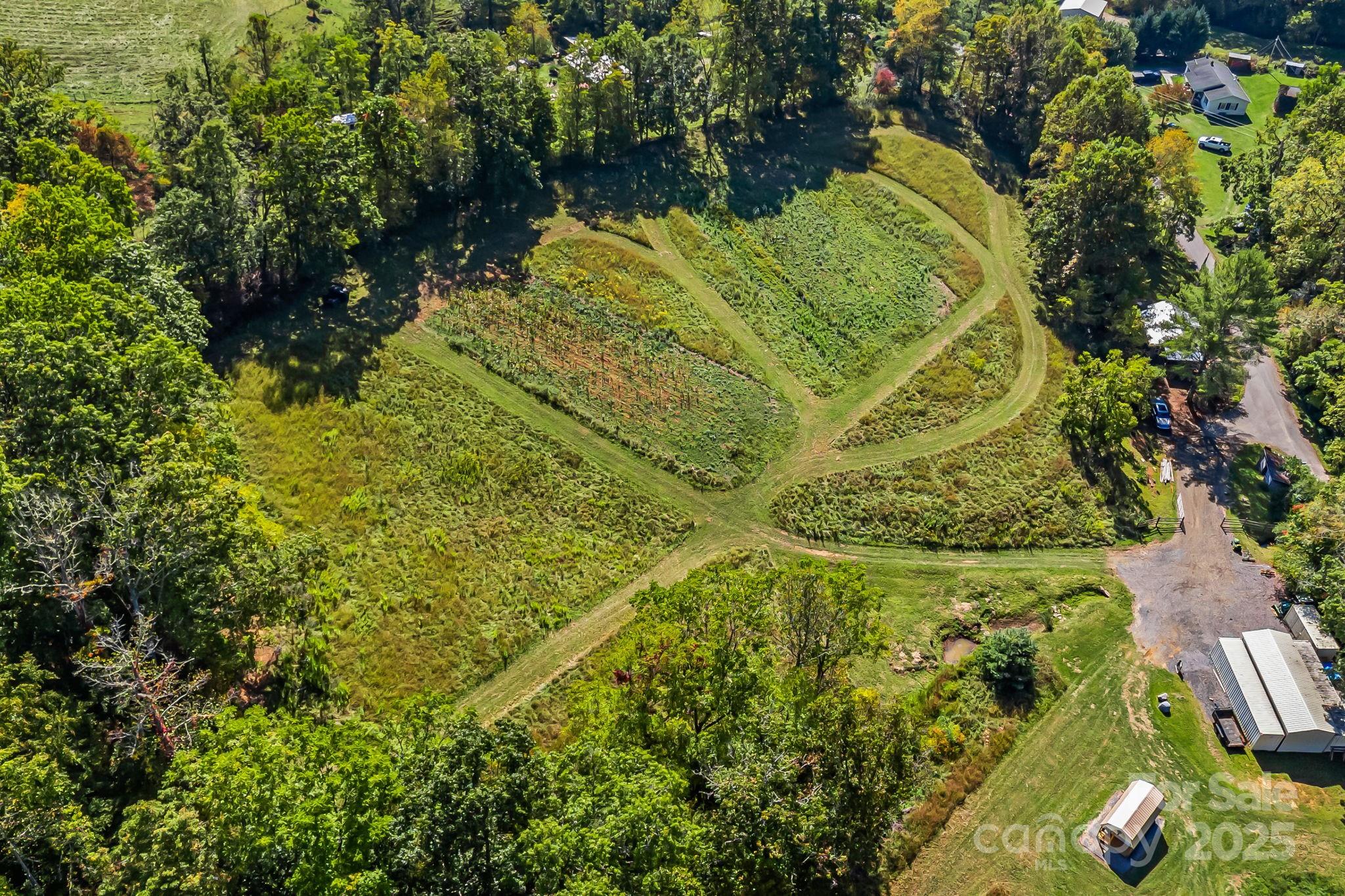 456 Maney Branch Road Burnsville NC 28714