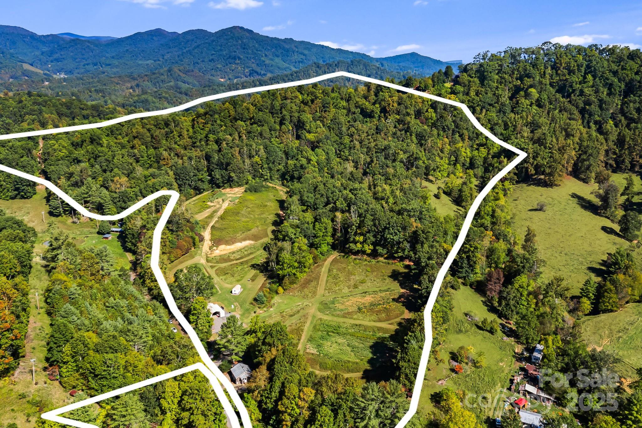 456 Maney Branch Road Burnsville NC 28714
