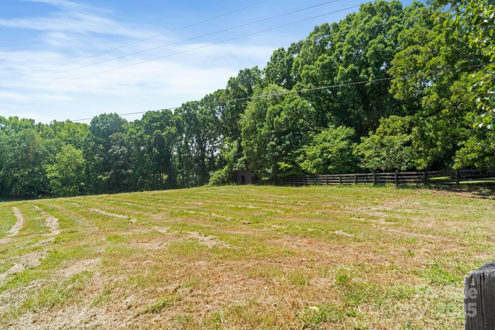 21121 Shearer Road Davidson NC 28036