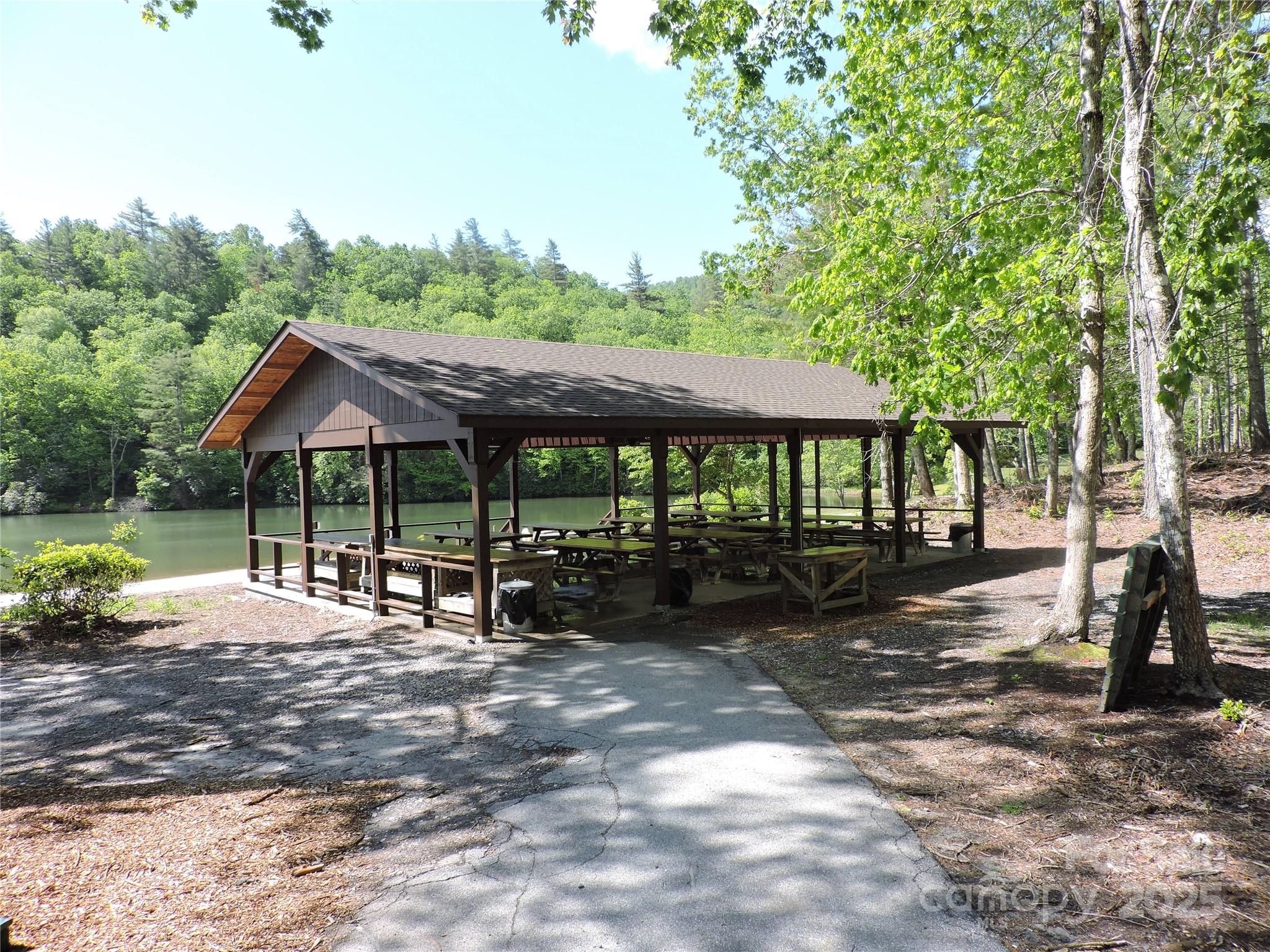 0 Swiss Pine Lake Drive Spruce Pine NC 28777