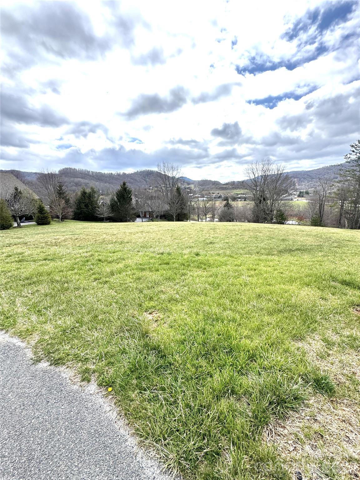 Tbd Meadow Knoll Court Banner Elk NC 28604