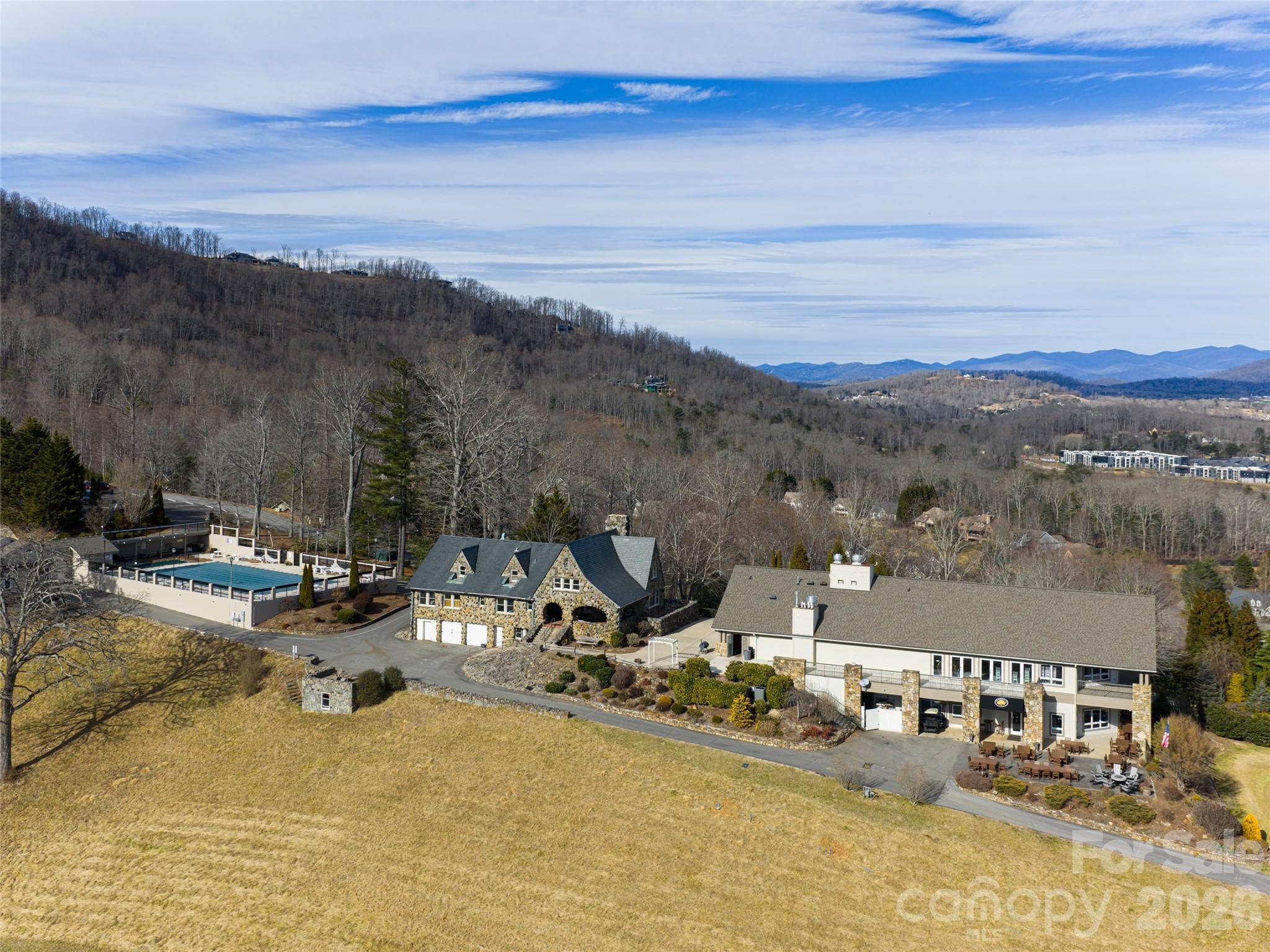 40 Cedar Drive Mills River NC 28759