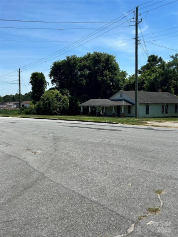 612&614 East Boulevard Chesterfield SC 29709