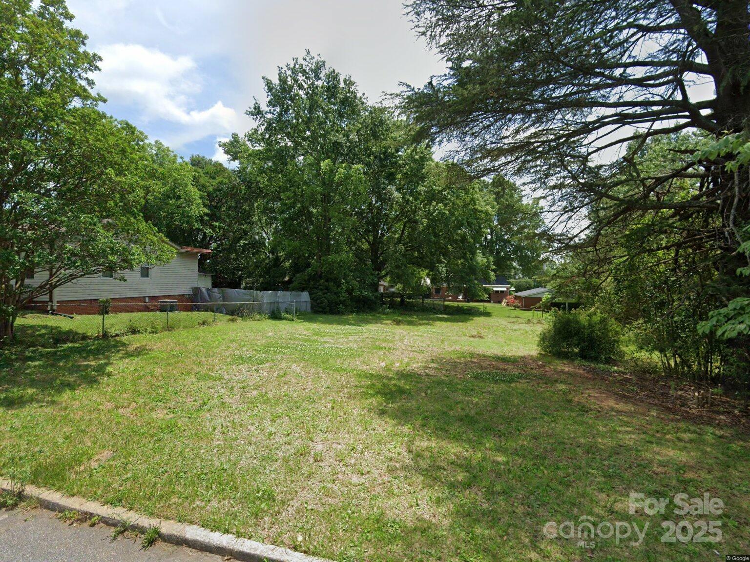 737 5th Avenue SW Hickory NC 28602