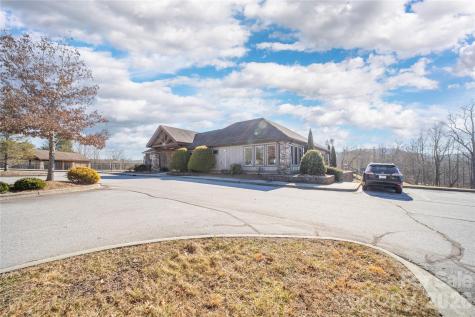 2310 Golf Club Court Hendersonville NC 28739