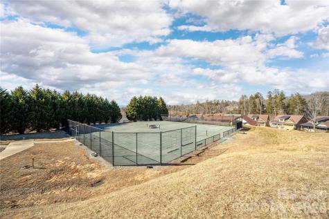 2310 Golf Club Court Hendersonville NC 28739