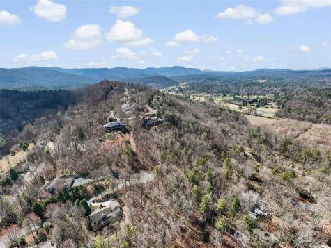 96 Turkey Roost Court Hendersonville NC 28739