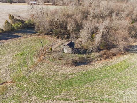 01 Dobbins Mill Road Yadkinville NC 27055