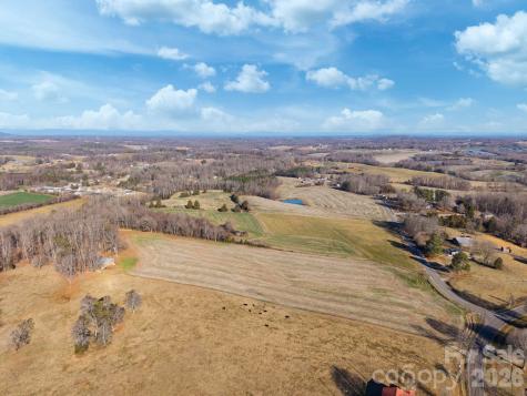 01 Dobbins Mill Road Yadkinville NC 27055
