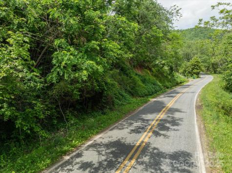 99999 Moody Cove Road Weaverville NC 28787