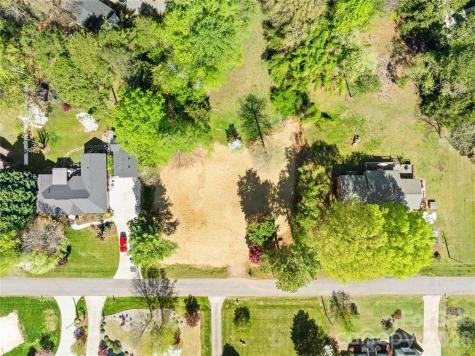 126 Aqua Drive Mooresville NC 28117