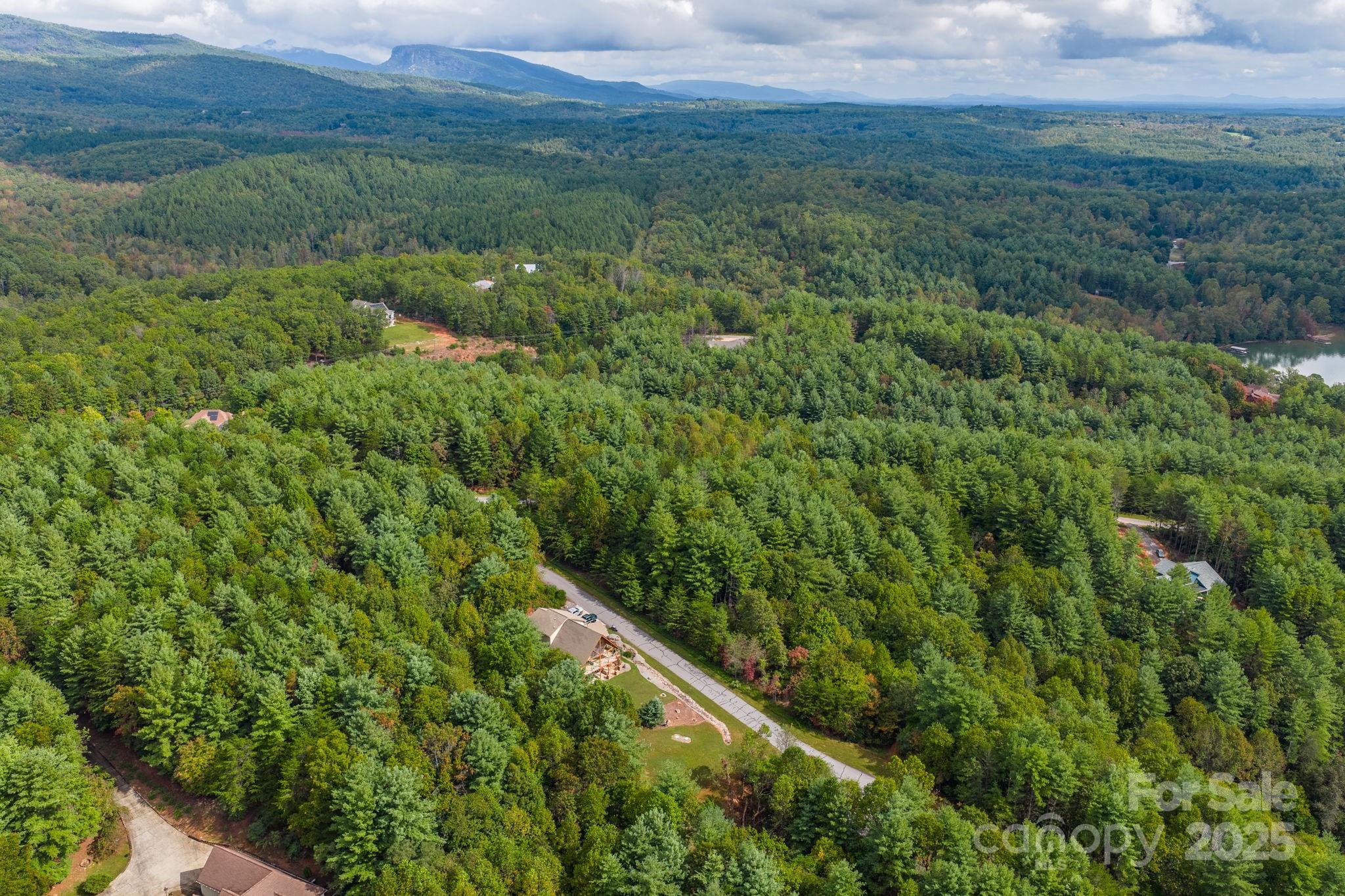 913 Bear Cliff Drive Nebo NC 28761