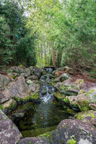 913 Bear Cliff Drive Nebo NC 28761