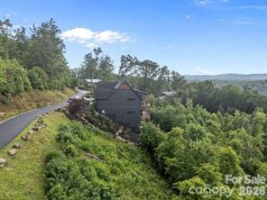 W12 Curtain Bluff Hendersonville NC 28791