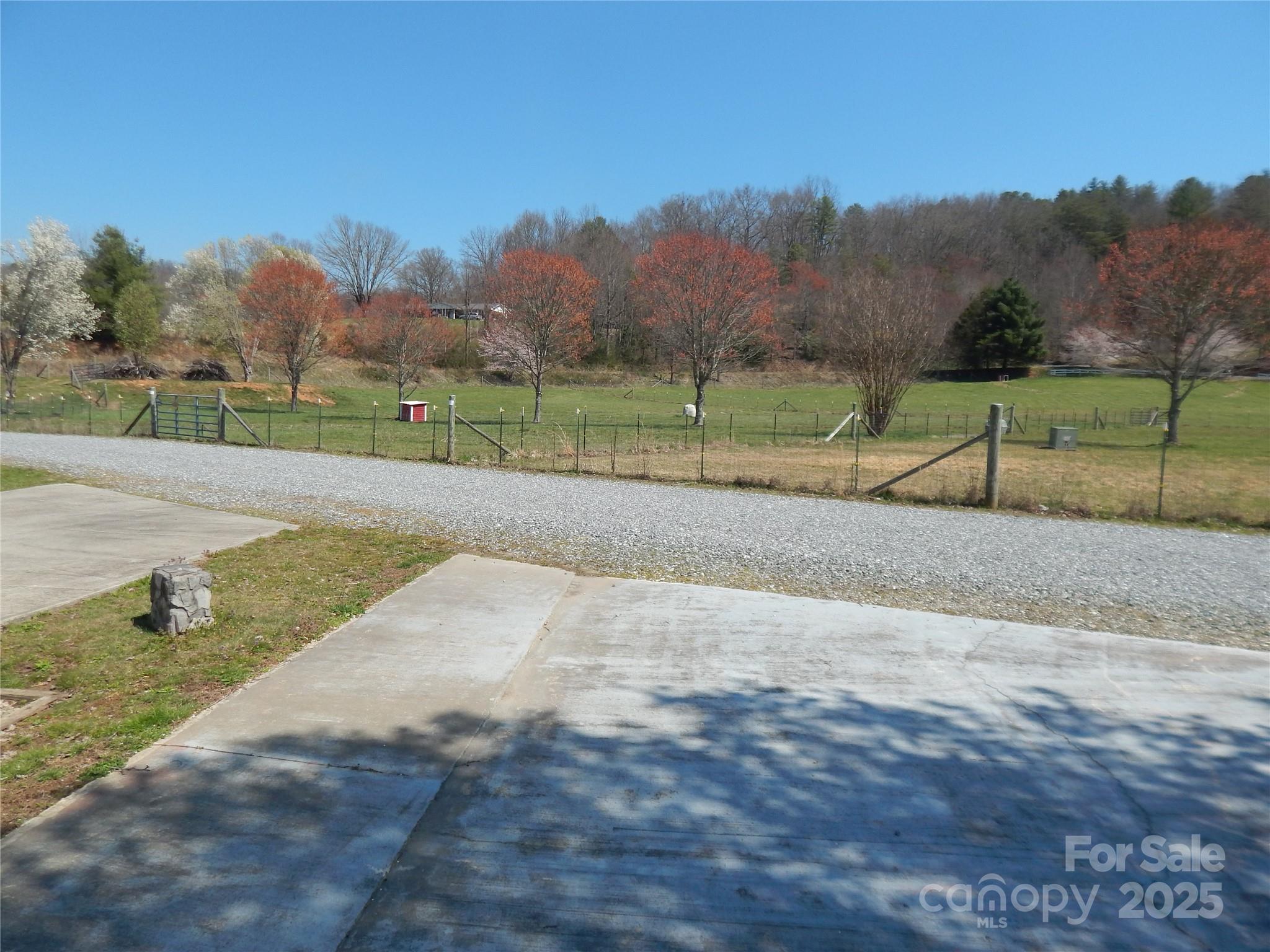 50 Timber Leaf Drive Sylva NC 28779