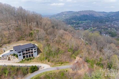 32 Grovepoint Way Asheville NC 28804