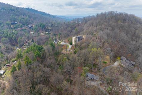 32 Grovepoint Way Asheville NC 28804