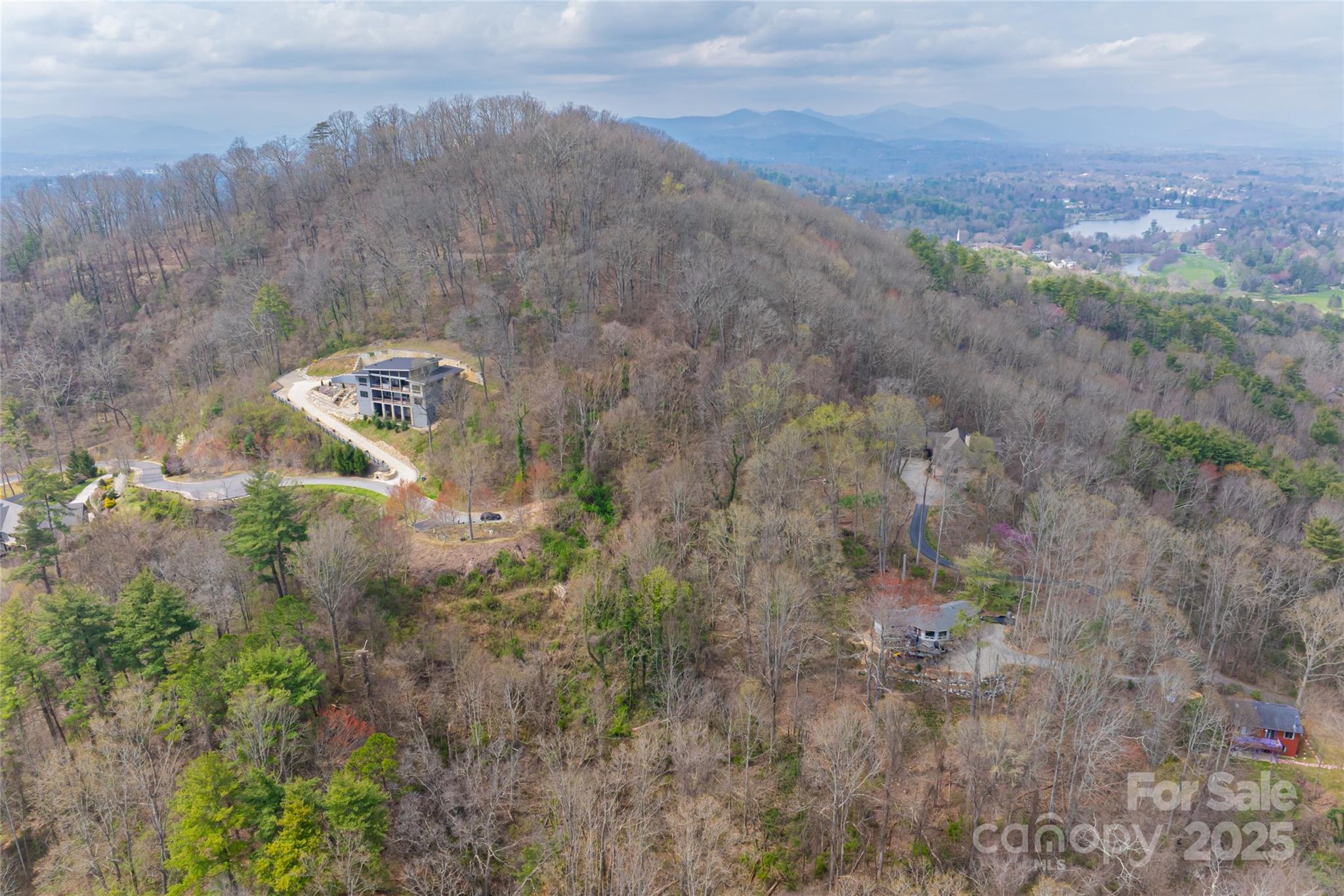 32 Grovepoint Way Asheville NC 28804