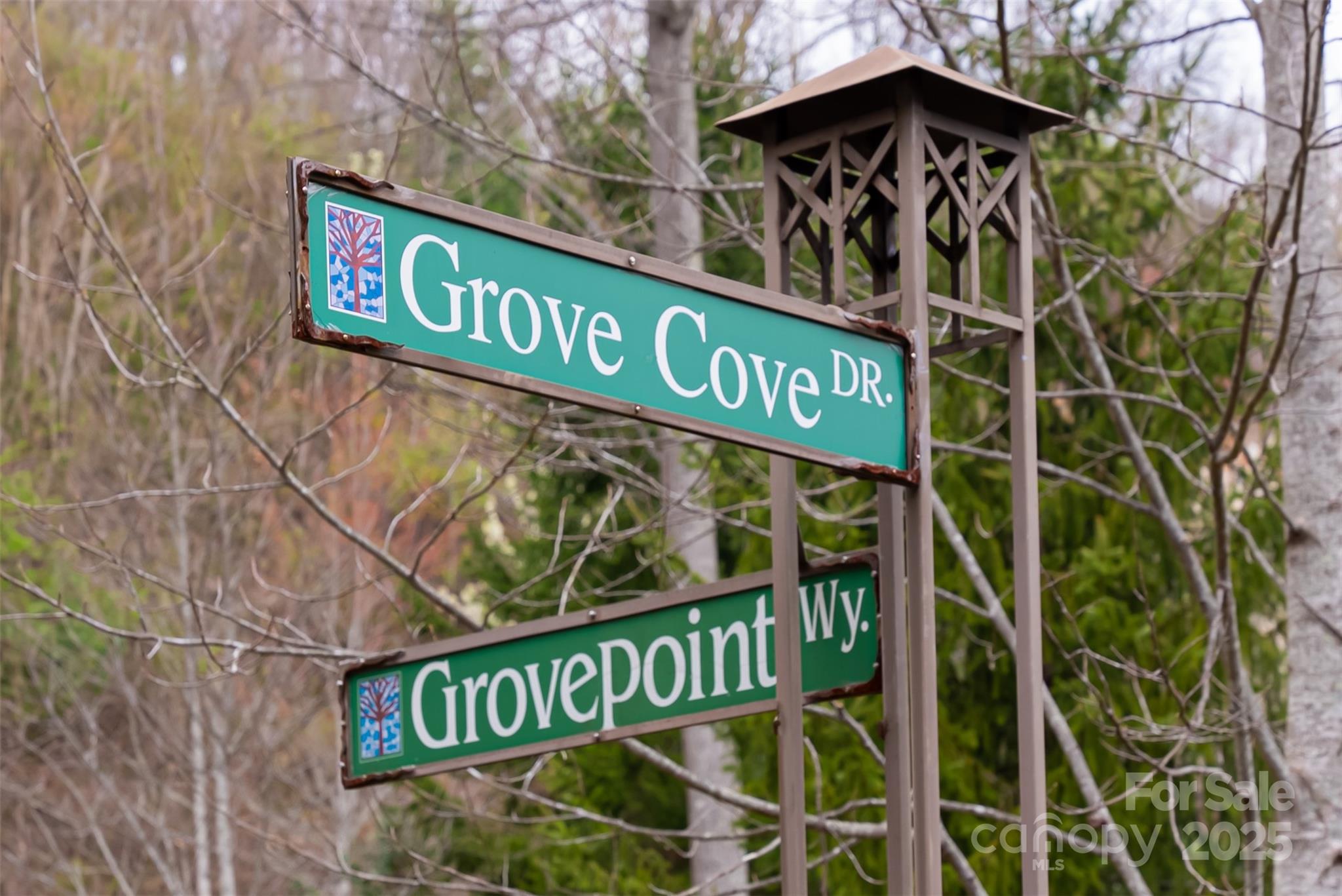32 Grovepoint Way Asheville NC 28804
