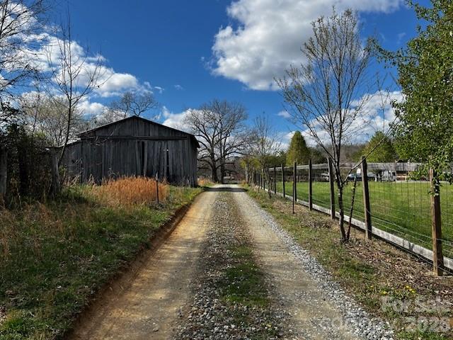 137 Cowboy Lane Hot Springs NC 28743