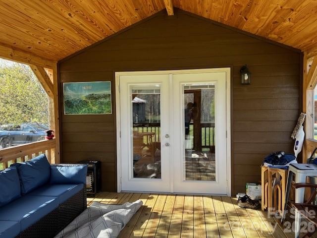 137 Cowboy Lane Hot Springs NC 28743