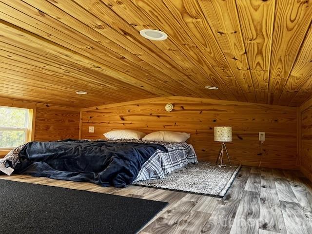 137 Cowboy Lane Hot Springs NC 28743