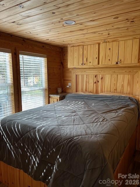 137 Cowboy Lane Hot Springs NC 28743
