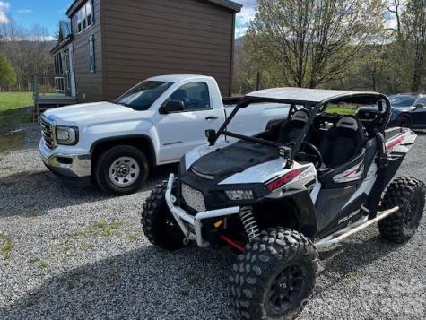 137 Cowboy Lane Hot Springs NC 28743