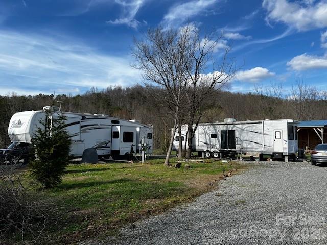 137 Cowboy Lane Hot Springs NC 28743