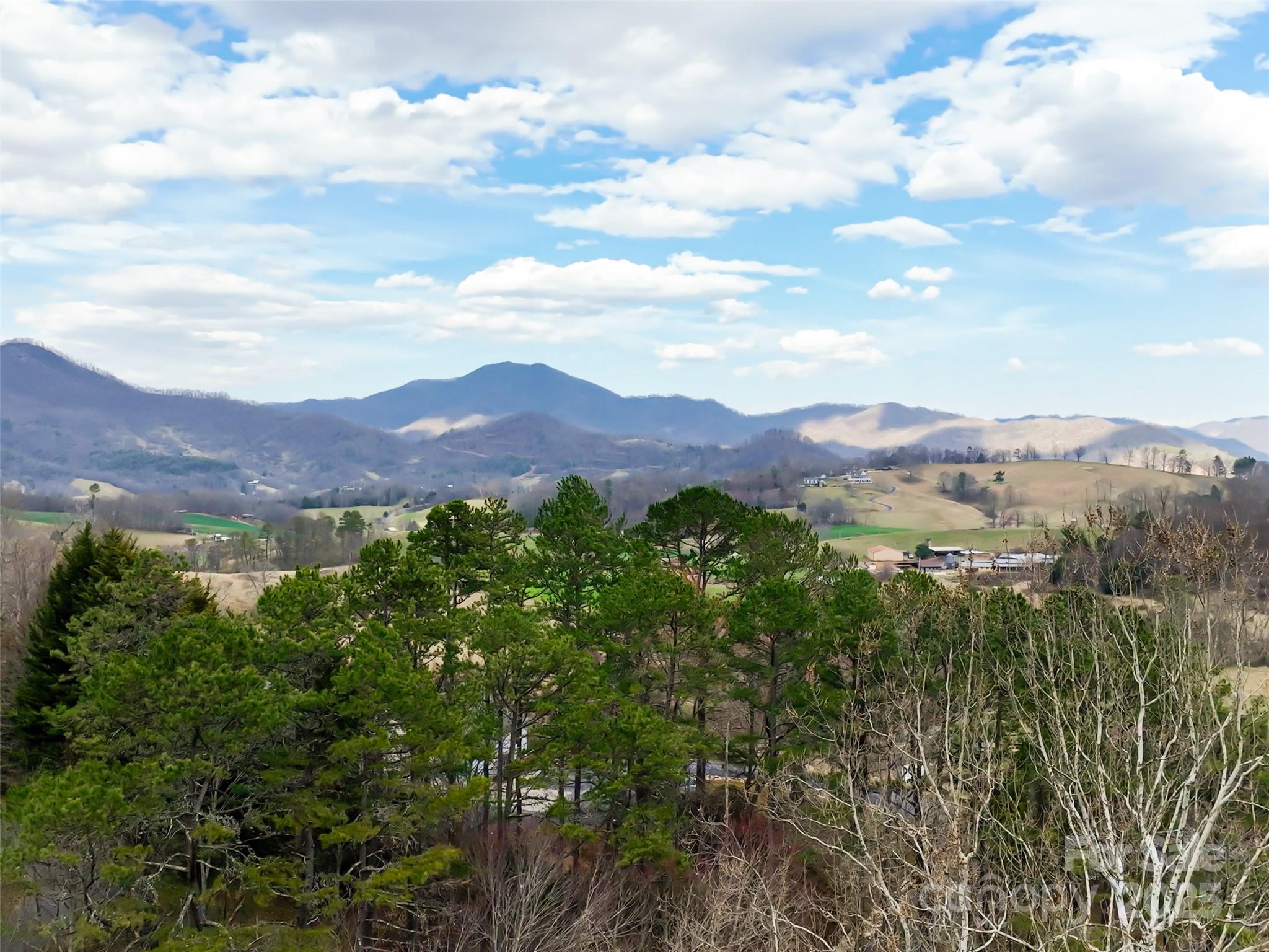 999 Coyote Hollow Road Waynesville NC 28785