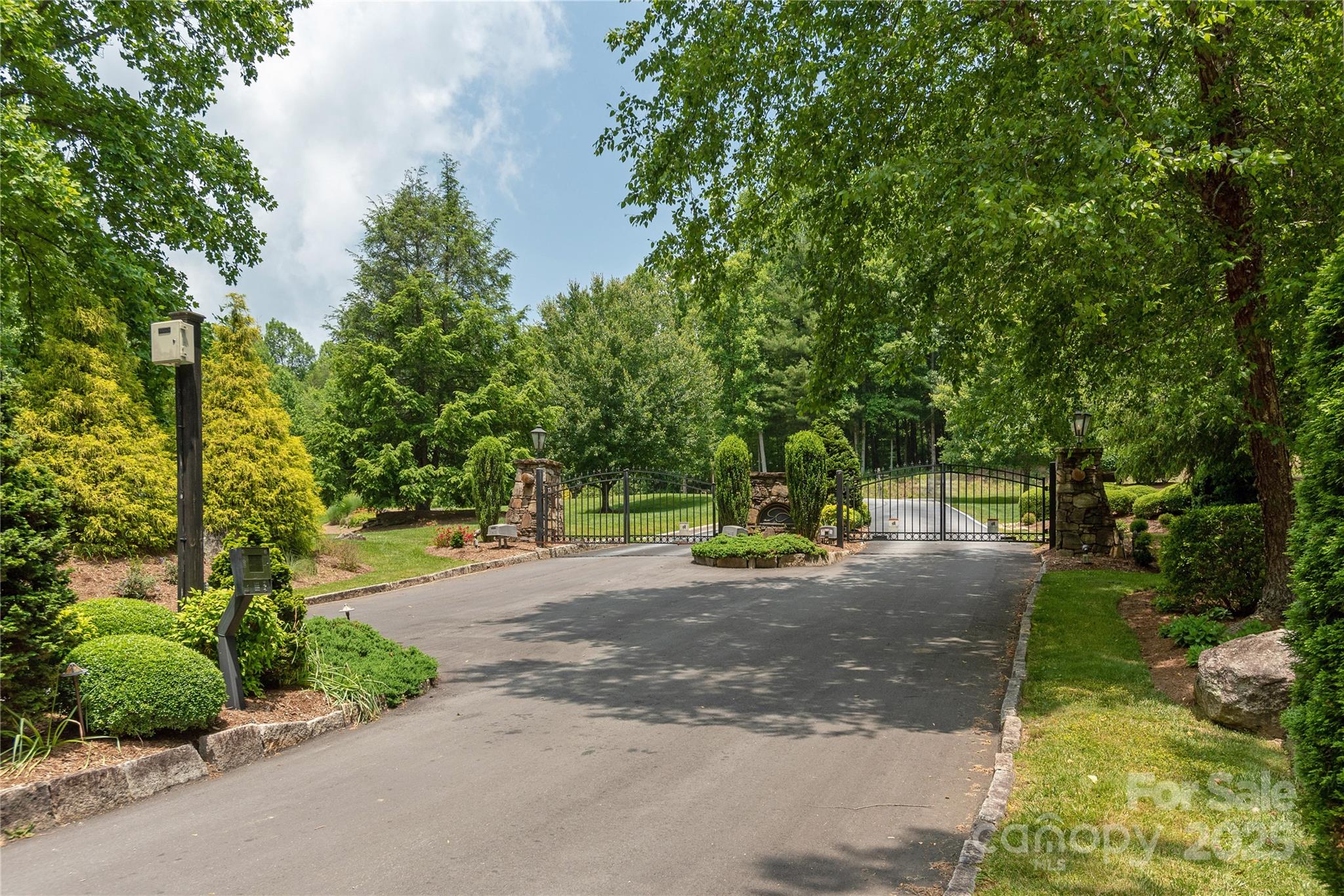 120 Ivywood Lane Laurel Park NC 28739