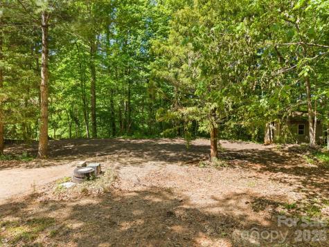 31 White Bridge Road Weaverville NC 28787