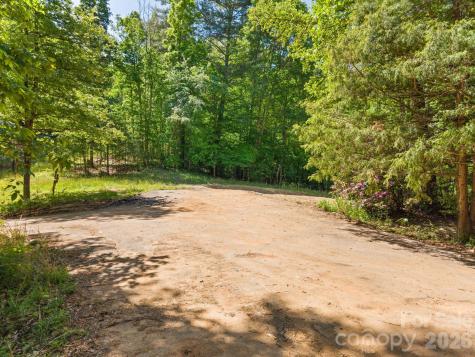 31 White Bridge Road Weaverville NC 28787