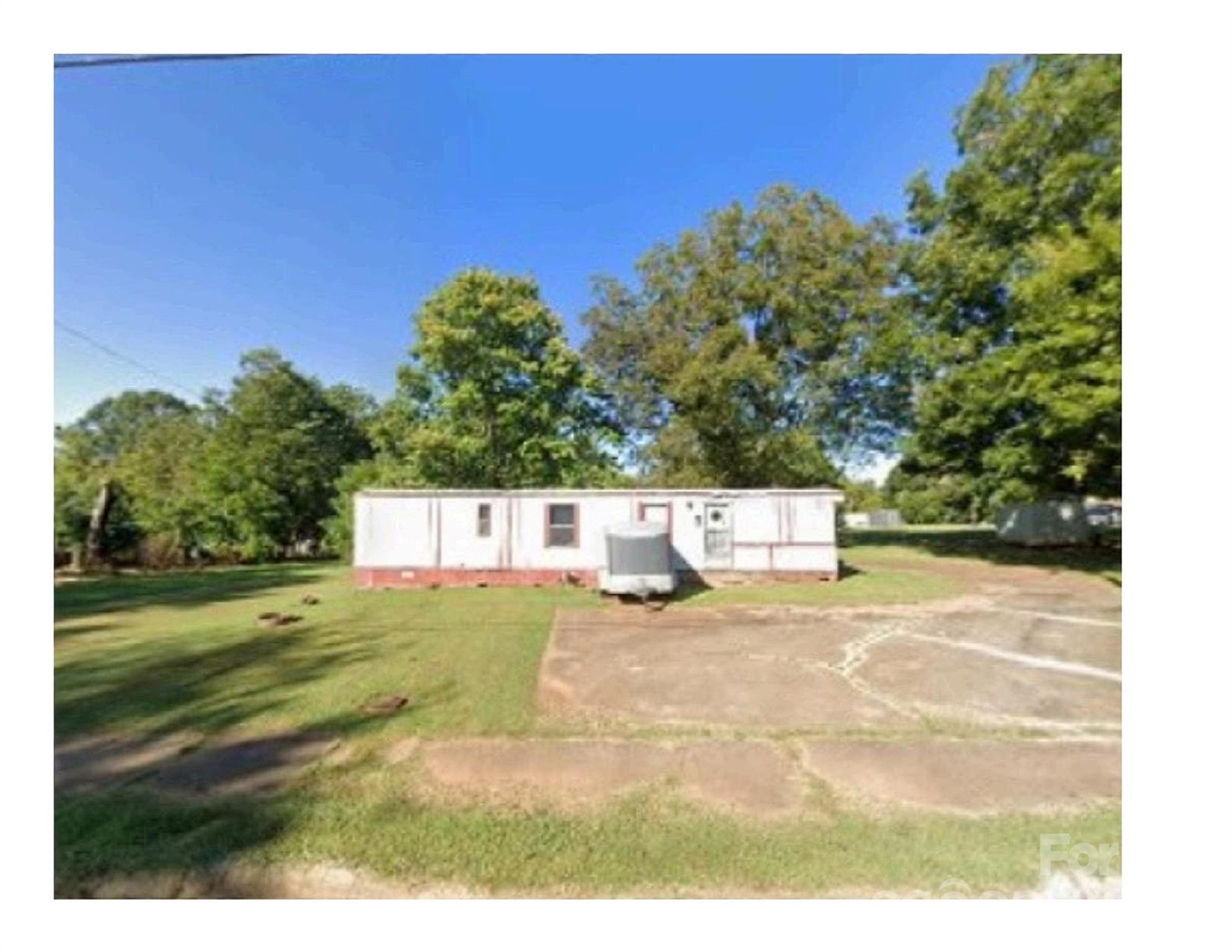 114 S Ervin Avenue Newton NC 28658