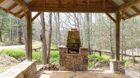 000 Tyler Lane Bakersville NC 28705