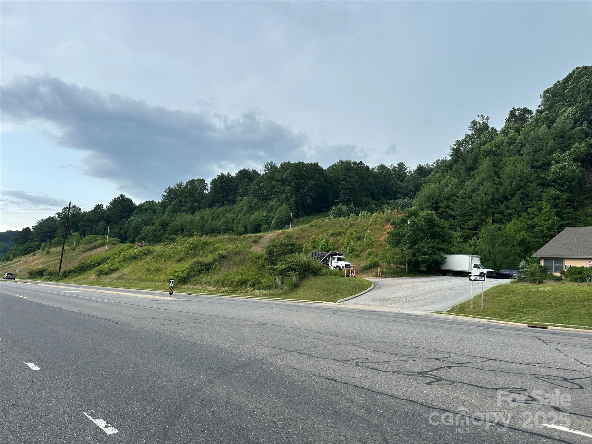 32 Highway 19e Highway Burnsville NC 28714