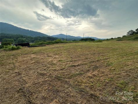 32 Hwy 19e Highway Burnsville NC 28714