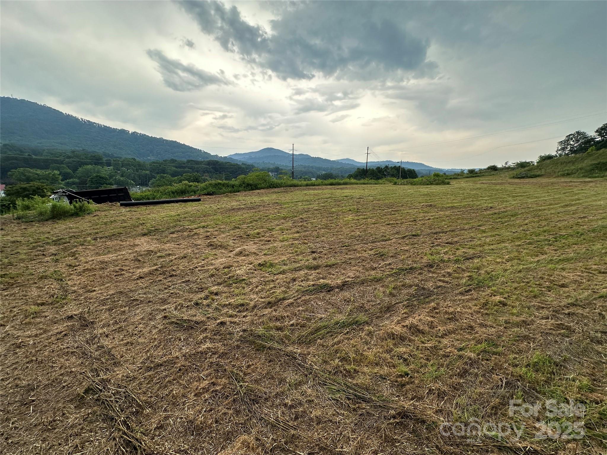 32 Hwy 19e Highway Burnsville NC 28714