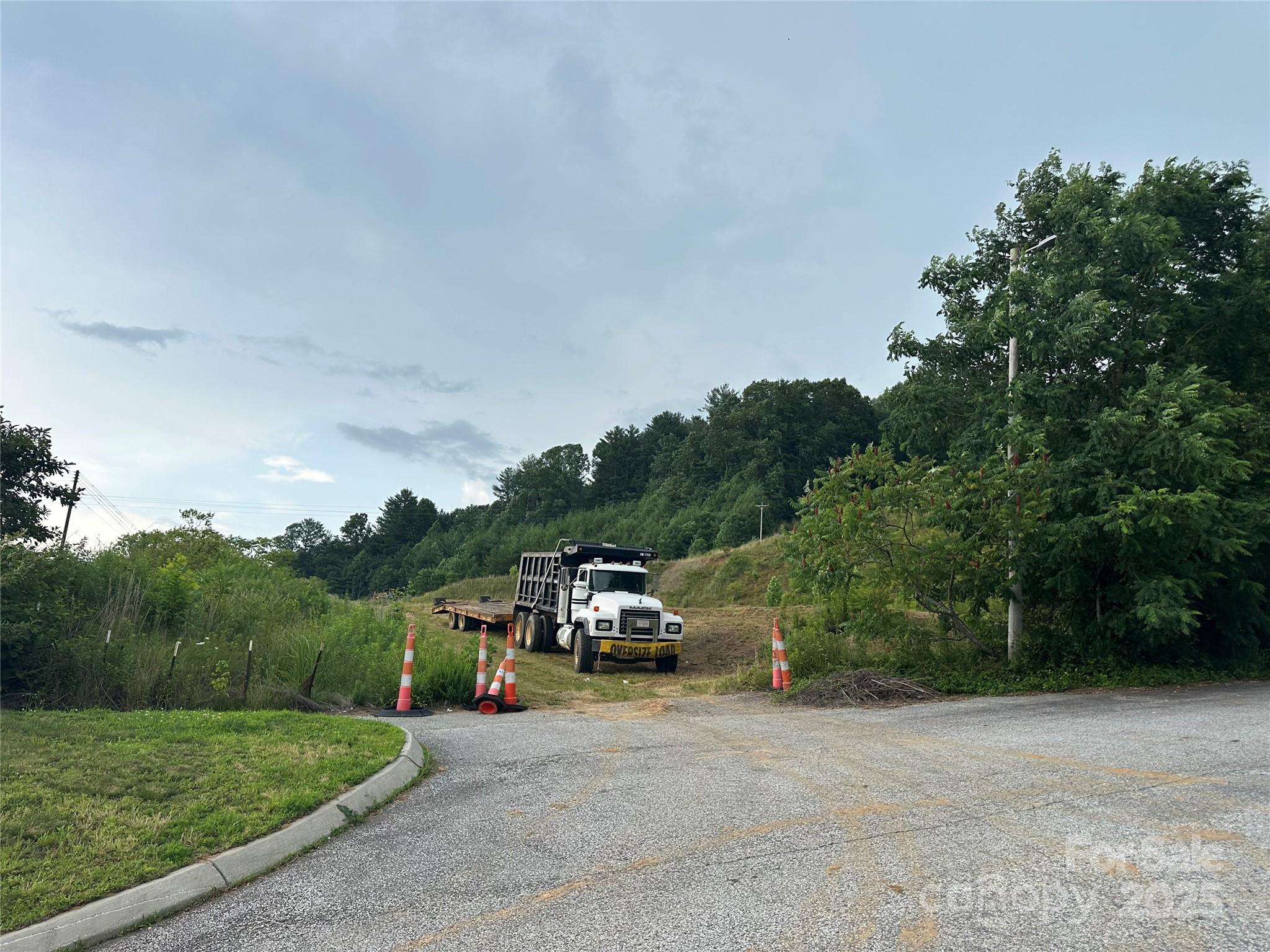 32 Highway 19e Highway Burnsville NC 28714