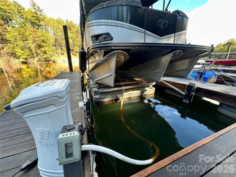 146 Bream Flats Drive Nebo NC 28761