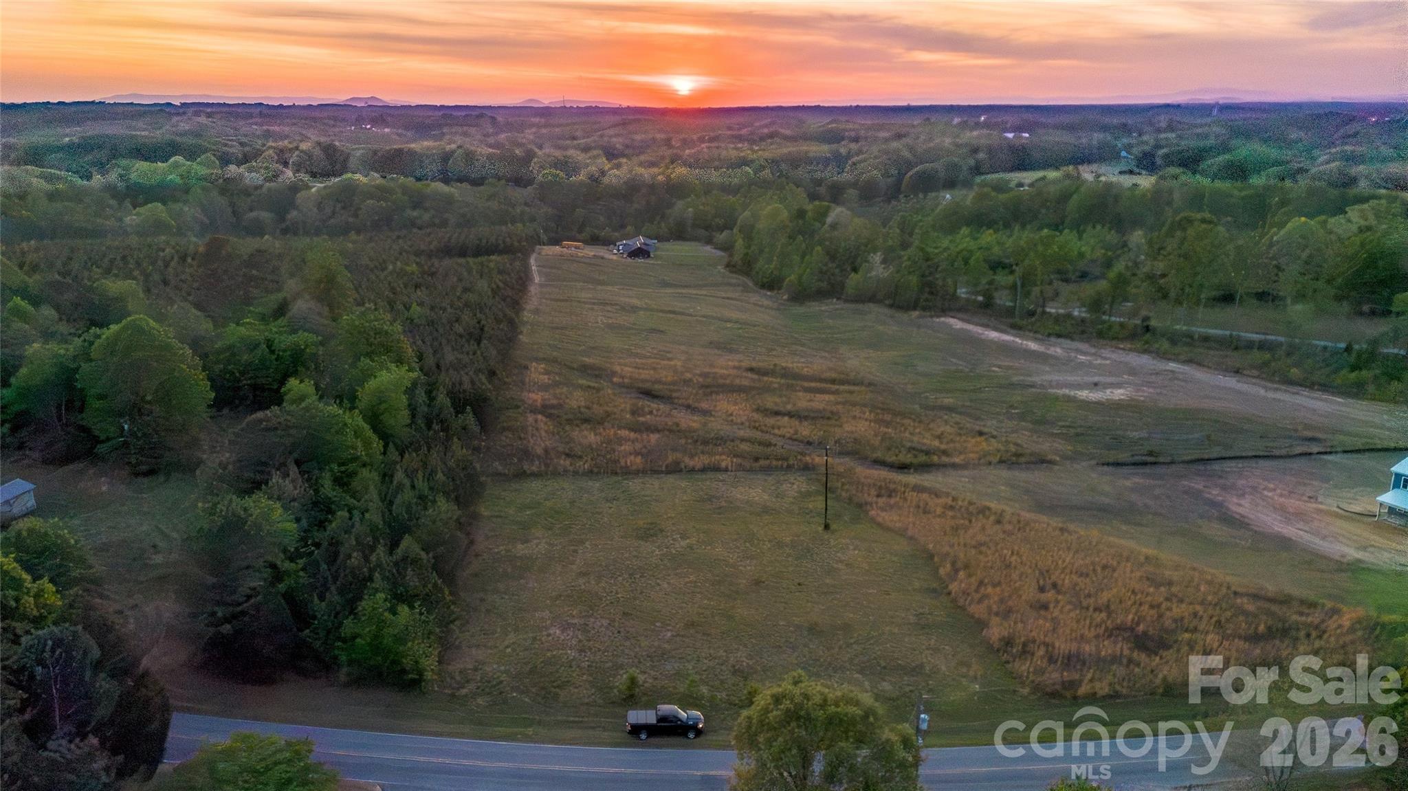 1075 Ring Tail Road Claremont NC 28610